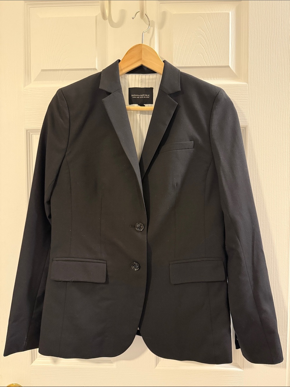 Banana Republic Black Women's Tailored Two-Button Blazer